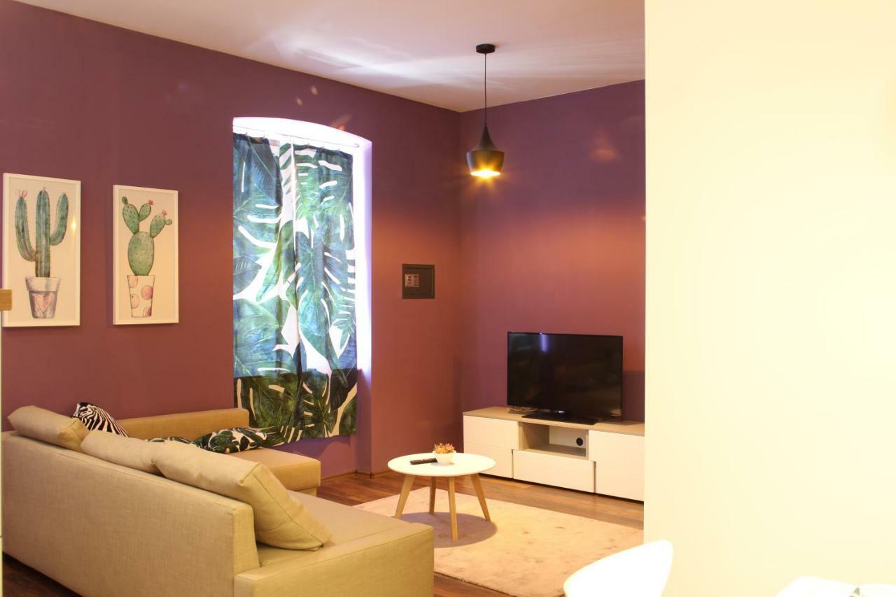 Cozy Apartment In Center Of Rijeka Extérieur photo